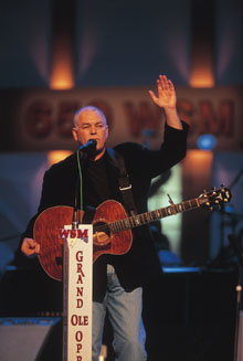 calvingilmoreatgrandoleopry2.jpg